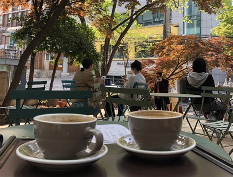 Jukchon Cafe: Thưởng thức cà phê và nét đẹp cổ kính của Seoul!