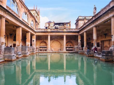  The Roman Baths: An Intriguing Glimpse into Ancient Bathing Practices!